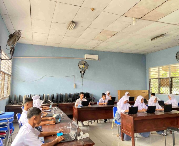 SMAN Bingin Teluk Sukses Gelar ANBK 2025 Gelombang 1 dengan Dukungan Penuh Kepala Sekolah